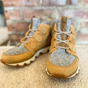 women’s sorel kinetic caribou snow boots